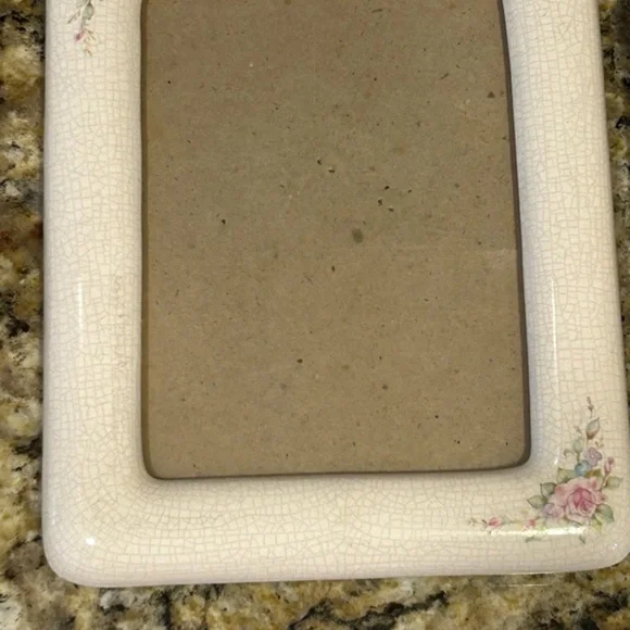 Vintage Hallmark cracked porcelain‎ picture frames - Picture 3 of 6